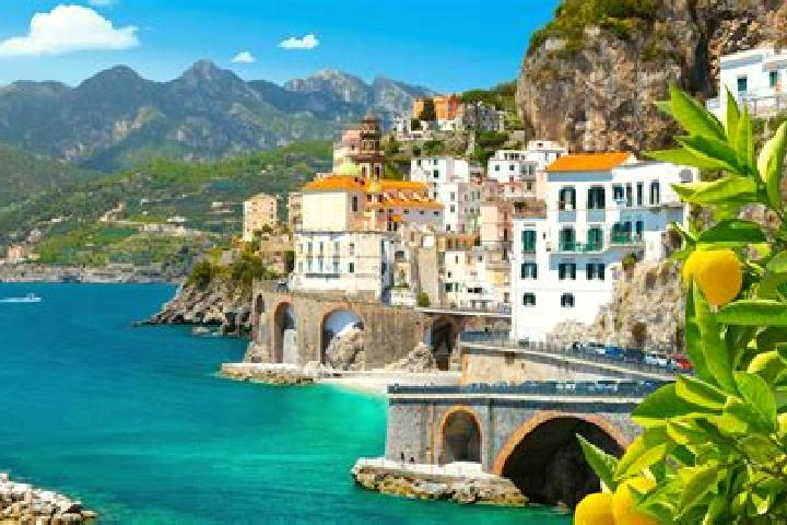 Lillian, 27 — Escort in Piano di Sorrento, Italy