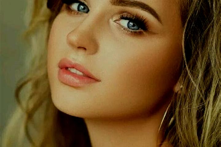 Lillian, 28, a dark blonde blue-eyed slavic companion based in Horbach. Offering A-Level, 69, Tantra. Available for incall and outcall, day and evening dates.
