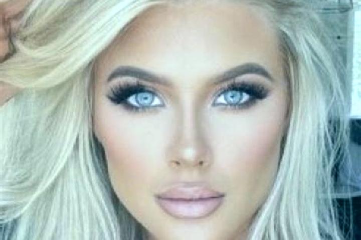 Lillian, 28, a platinum blonde green-eyed asian companion based in Twifu Praso. Offering Girlfriend Experience, BDSM, Massage, Fetish, Duos. Available for in...