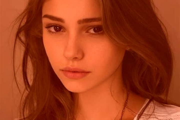 Lillian, 29, a chestnut dark-eyed slavic companion based in Tulum. Offering Girlfriend Experience, Massage, Deep French Kissing. Available for incall and out...