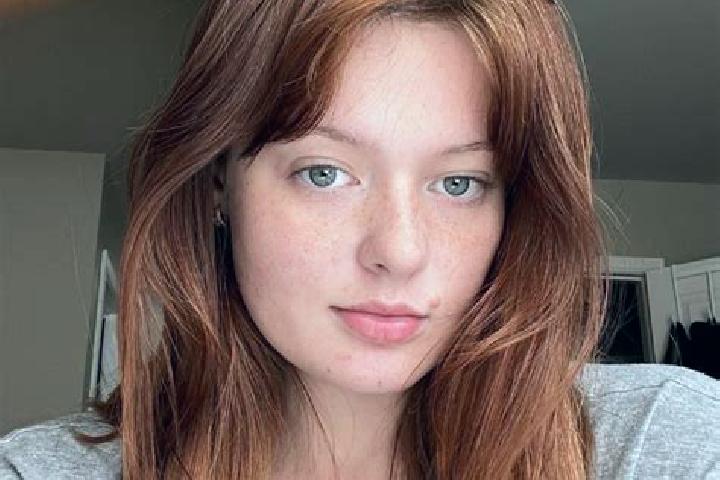 Lillian, 29, a red brown-eyed mixed companion based in Coulonges-sur-l Autize. Offering Massage, A-Level, Tantra. Available for incall and outcall, day and e...