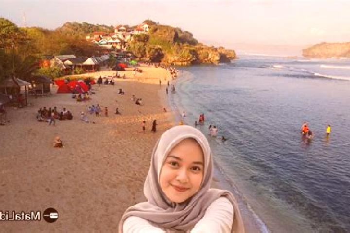 Lillian, 29 — Escort in Bucu Kidul, Indonesia