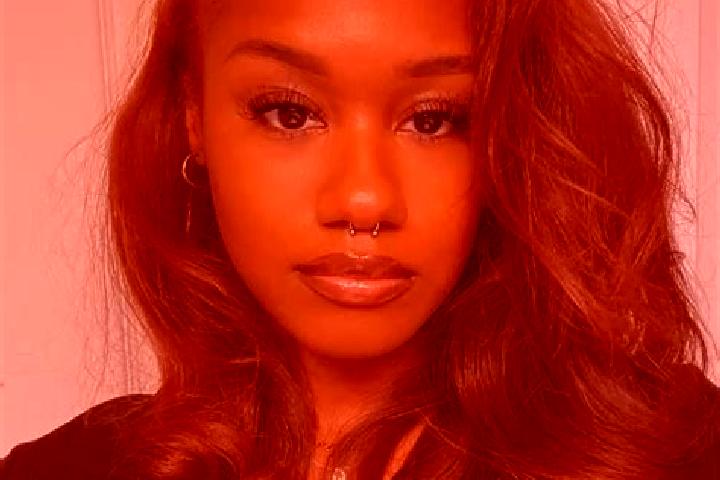 Lillian, 30, a auburn blue-eyed ebony companion based in Spetisbury. Offering Striptease, Domination, BDSM. Available for incall and outcall, day and evening...