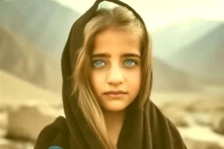 Lillian, 30, a blonde amber-eyed middle eastern companion based in Shirokaya Rechka. Offering Erotic Massage, Tantra, Party Girl, Fetish. Available for incal...