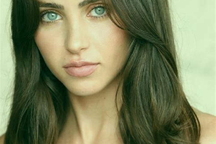 Lillian, 30, a brunette brown-eyed middle eastern companion based in Nienberge. Offering Striptease, A-Level, Prostate Massage, 69. Available for incall and ...