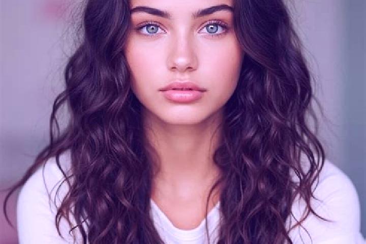 Lillian, 30, a brunette hazel-eyed mediterranean companion based in Ter Apelkanaal. Offering Overnight, Travel Companion, Girlfriend Experience, Striptease. ...