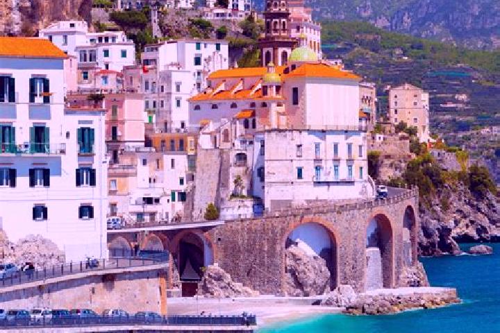 Lillian, 30 — Escort in Andreuzza, Italy