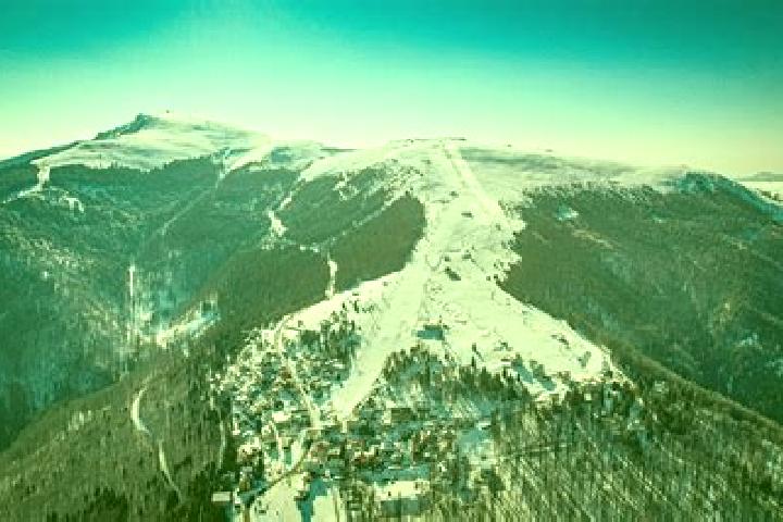 Lillian, 30 — Escort in Straja, Romania