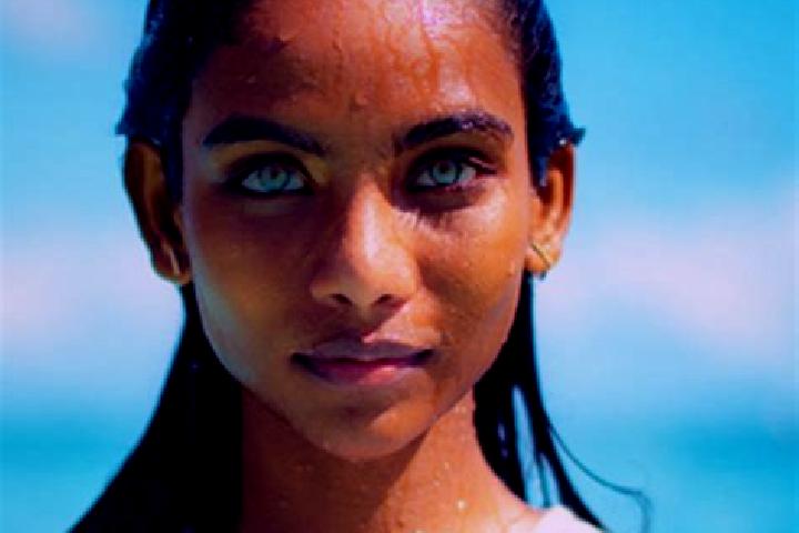 Lillian, 31, a auburn blue-eyed indian companion based in Beleti. Offering Travel Companion, Girlfriend Experience, Striptease, BDSM. Available for incall an...