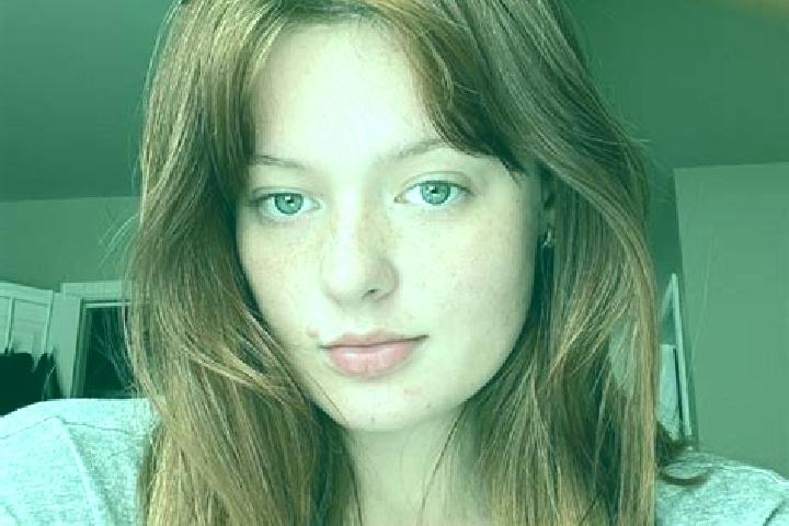 Lillian, 31, a auburn blue-eyed mixed companion based in Ferny Grove. Offering A-Level, Couples, Party Girl, Travel Companion. Available for incall and outca...