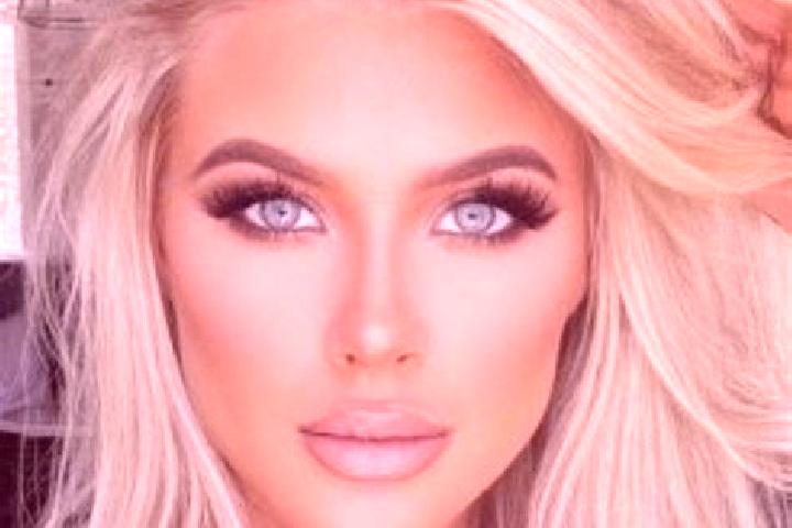 Lillian, 31, a platinum blonde amber-eyed asian companion based in Jaynagar Majilpur. Offering Dinner Date, Striptease, Overnight. Available for incall and o...