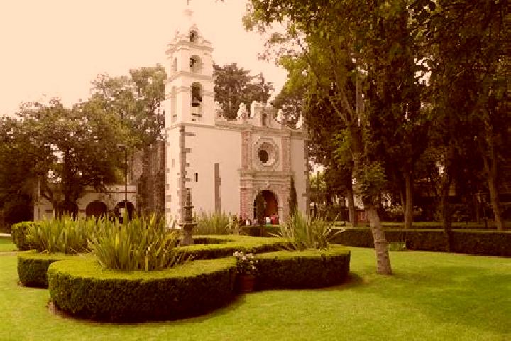 Lillian, 31 — Escort in Mesas de San Jeronimo, Mexico