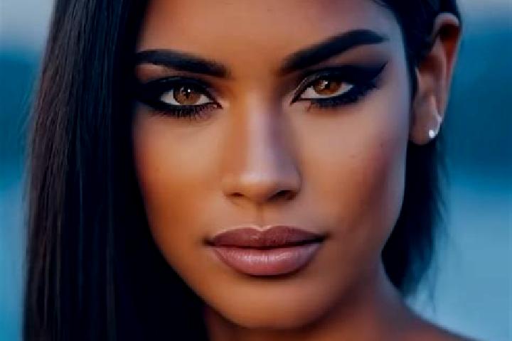 Lillian, 32, a black amber-eyed latina companion based in Sared. Offering OWO, Overnight, Domination. Available for incall and outcall, day and evening dates.