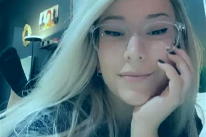 Lillian, 32, a blonde amber-eyed indian companion based in Ksar el Ababsa. Offering OWO, BDSM, Party Girl, Duos, A-Level. Available for incall and outcall, o...