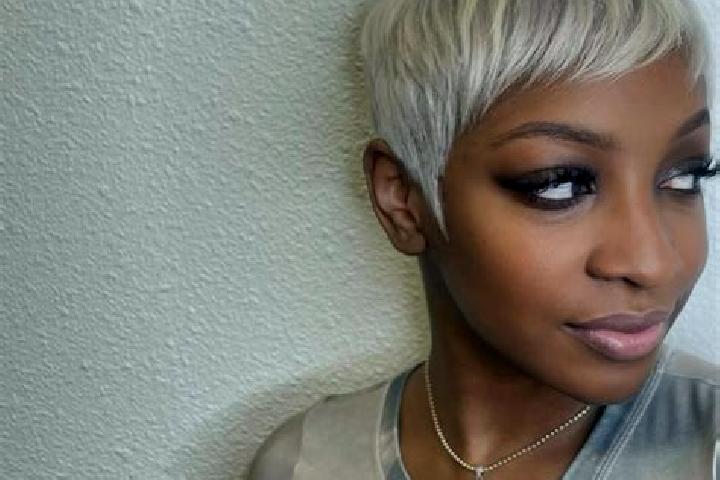 Lillian, 32, a platinum blonde amber-eyed ebony companion based in Epps. Offering Deep French Kissing, GFE, Party Girl. Available for incall and outcall, ove...