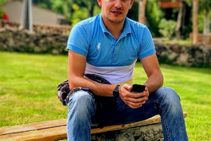 Lillian, 32 — Escort in Berdik, Armenia