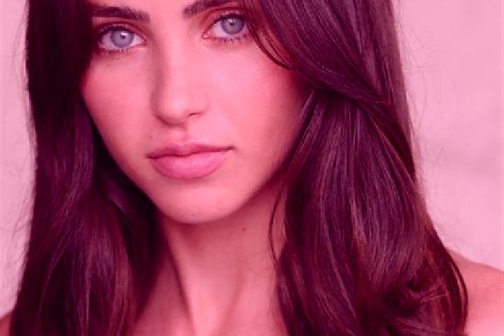Lillian, 33, a auburn brown-eyed indian companion based in Fort Davis. Offering Roleplay, A-Level, Massage, Domination. Available for incall and outcall, day...