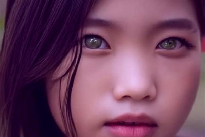 Lillian, 33, a auburn green-eyed asian companion based in Grou. Offering Roleplay, Fetish, Party Girl, OWO, CIM. Available for incall and outcall, overnight ...