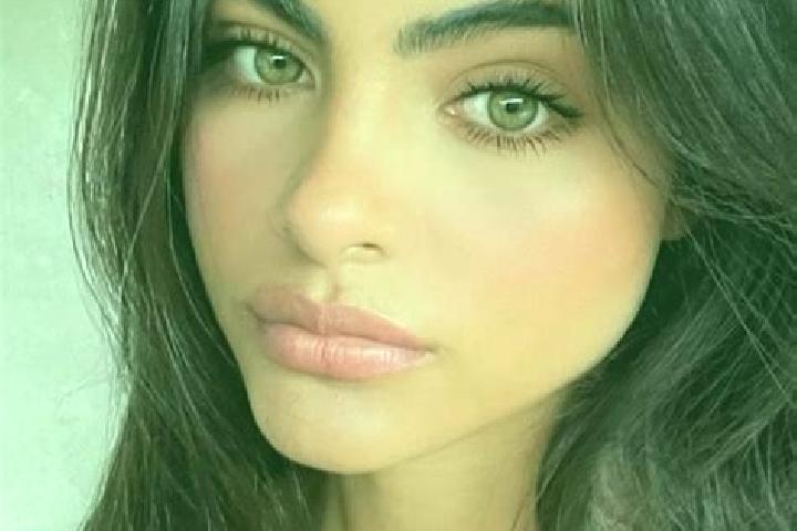 Lillian, 33, a black hazel-eyed middle eastern companion based in Matapozuelos. Offering GFE, Striptease, Tantra. Available for incall and outcall, overnight...