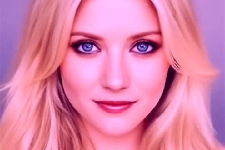 Lillian, 33, a blonde amber-eyed mixed companion based in Chengkan. Offering Overnight, Couples, GFE, OWO. Available for incall and outcall, overnight bookin...
