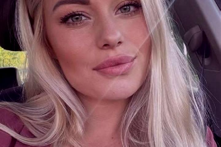 Lillian, 33, a blonde hazel-eyed caucasian companion based in Wangting. Offering Girlfriend Experience, Duos, BDSM. Available for incall and outcall, overnig...