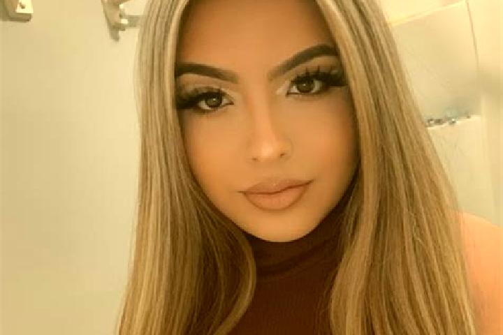 Lillian, 33, a blonde hazel-eyed latina companion based in Porto Murtinho. Offering Couples, A-Level, Dinner Date, Prostate Massage, Striptease. Available fo...