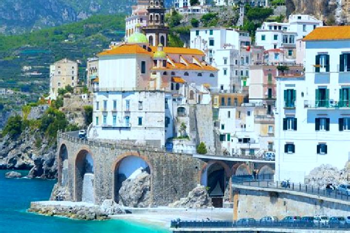 Lillian, 33 — Escort in Neri, Italy