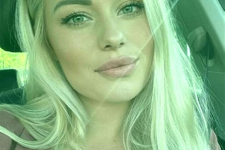 Lillian, 34, a blonde hazel-eyed latina companion based in South Pointe. Offering Domination, Party Girl, Girlfriend Experience. Available for incall and out...