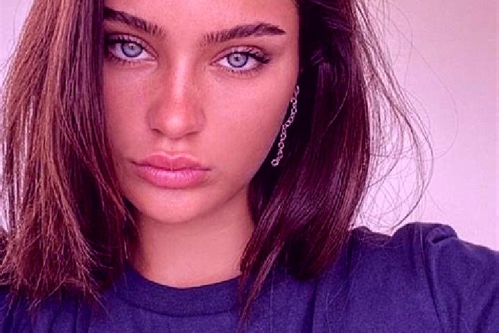 Lillian, 34, a brunette blue-eyed mixed companion based in Baribour. Offering Fetish, Dinner Date, Girlfriend Experience, 69, OWO. Available for incall and o...