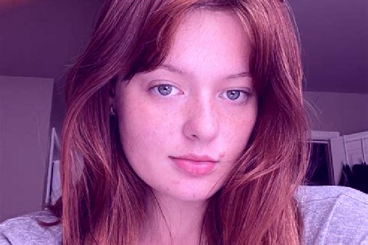 Lillian, 34, a red grey-eyed european companion based in Broxton. Offering Tantra, Couples, Travel Companion. Available for incall and outcall, day and eveni...