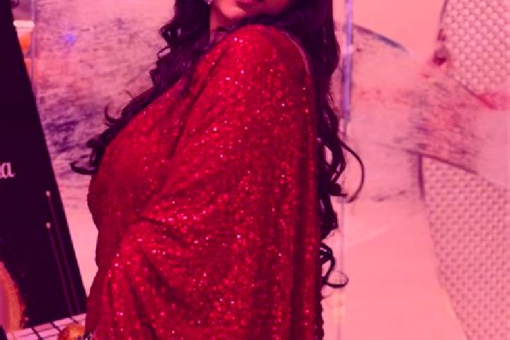 Lillian, 34 — Escort in Baloda, India