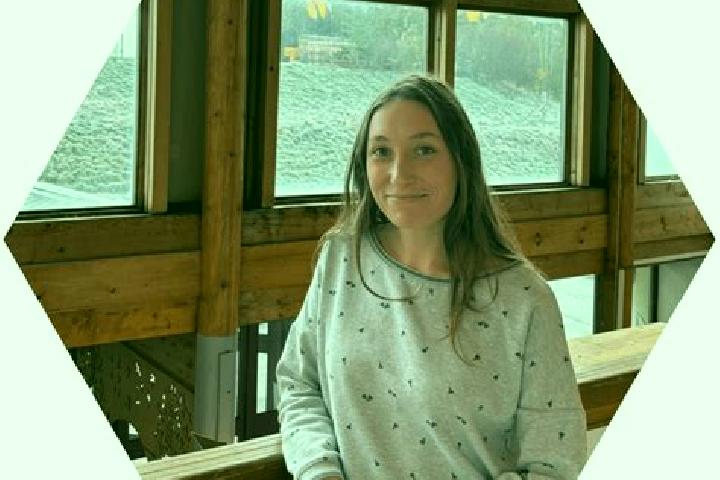 Lillian, 34 — Escort in Cormaranche-en-Bugey, France
