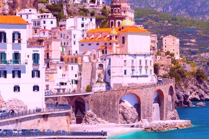 Lillian, 34 — Escort in Episcopia, Italy