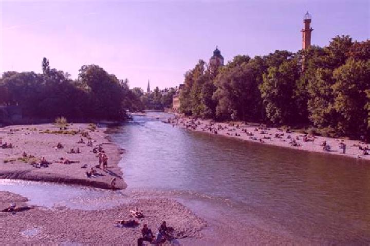 Lillian, 34 — Escort in Worth an der Isar, Germany