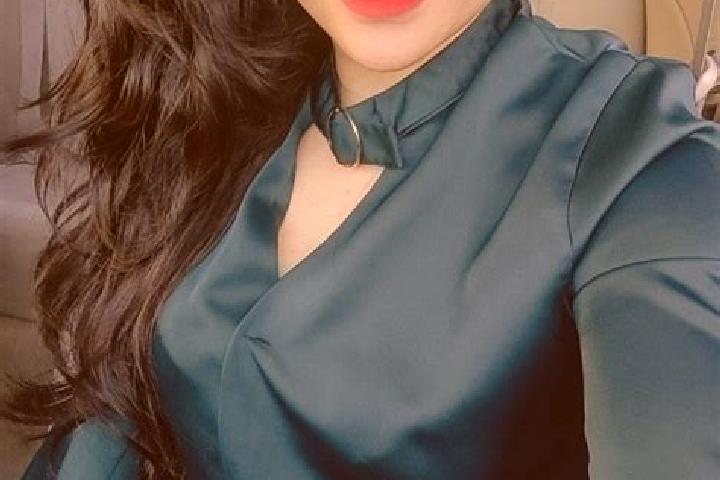 Lillian, 36, a chestnut amber-eyed european companion based in Green Spring. Offering Domination, Fetish, Girlfriend Experience, Erotic Massage, OWO. Availab...