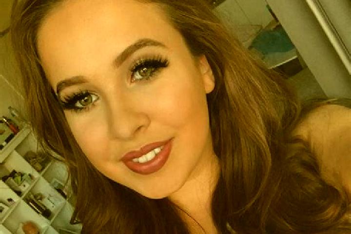 Lillian, 37, a auburn brown-eyed mediterranean companion based in West Bridgewater. Offering Overnight, Fetish, CIM. Available for incall and outcall, day an...