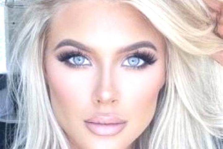 Lillian, 37, a platinum blonde blue-eyed mixed companion based in Woenselse Heide. Offering Couples, Dinner Date, Fetish, Massage. Available for incall and o...