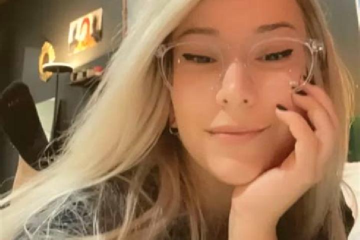 Lillian, 37, a platinum blonde brown-eyed caribbean companion based in Pieve d Olmi. Offering Striptease, Fetish, CIM. Available for incall and outcall, over...