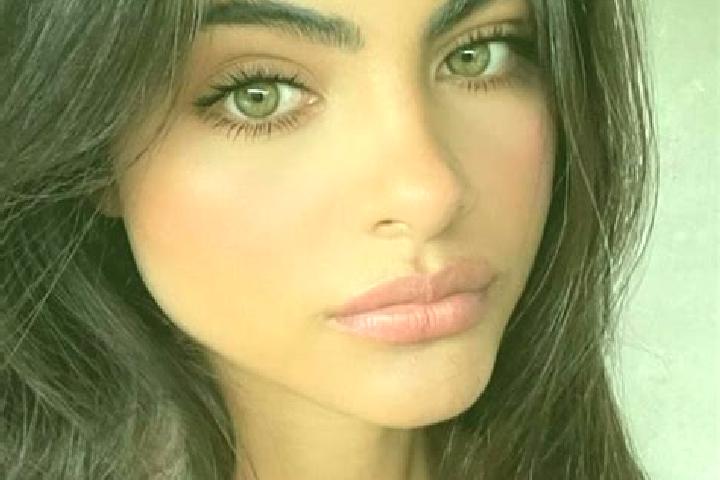 Lillian, 38, a red dark-eyed indian companion based in Cortenuova. Offering A-Level, Striptease, Overnight, 69. Available for incall and outcall, overnight b...