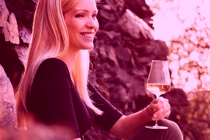 Lillian, 38 — Escort in Detzem, Germany