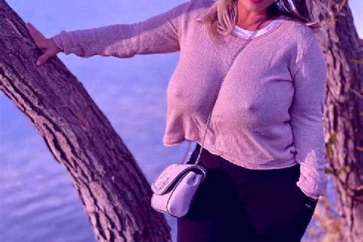 Lillian, 39 — Escort in Gig Harbor, United States