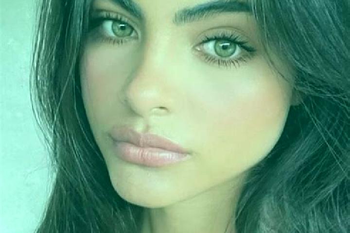Lily, 20, a auburn dark-eyed indian companion based in Longjiao. Offering Deep French Kissing, Domination, Duos, Prostate Massage. Available for incall and o...