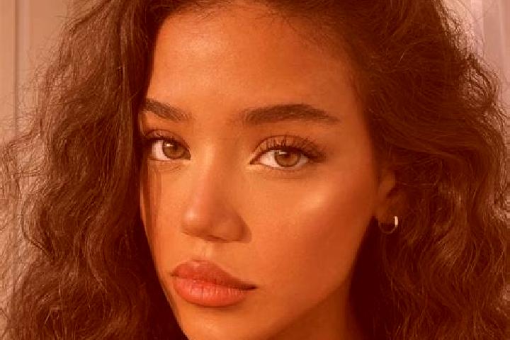 Lily, 20, a black brown-eyed middle eastern companion based in Estissac. Offering Domination, Deep French Kissing, Duos. Available for incall and outcall, da...