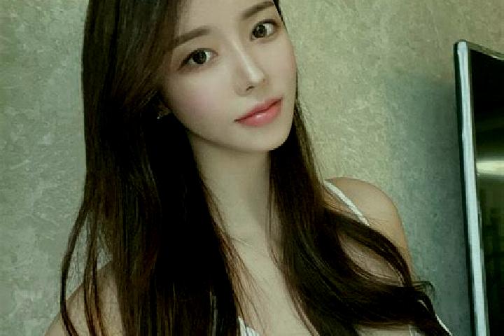 Lily, 20 — Escort in Xuanfeng, China