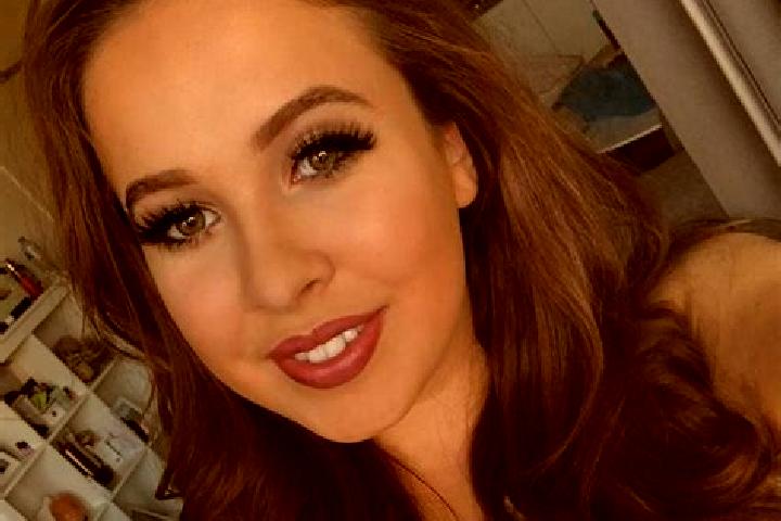 Lily, 21, a dark blonde amber-eyed caribbean companion based in Villagaton. Offering Party Girl, CIM, Domination, Girlfriend Experience, Massage. Available f...