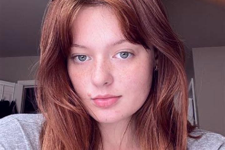 Lily, 21, a red grey-eyed asian companion based in Hinchley Wood. Offering Striptease, A-Level, OWO. Available for incall and outcall, overnight bookings ava...