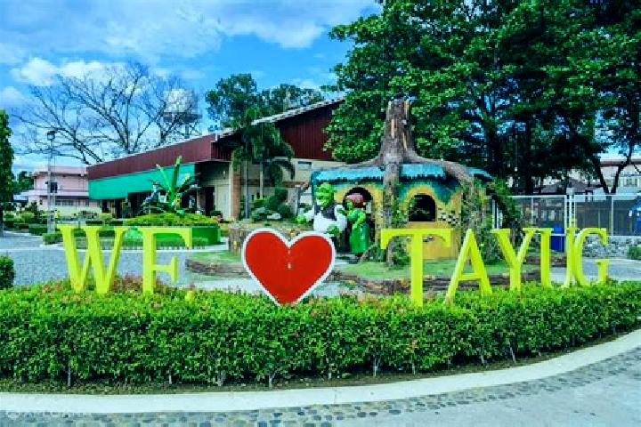 Lily, 21 — Escort in Tayug, Philippines