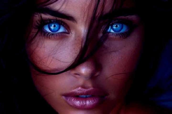 Lily, 22, a auburn blue-eyed latina companion based in Esporoes. Offering OWO, 69, Massage. Available for incall and outcall, overnight bookings available.