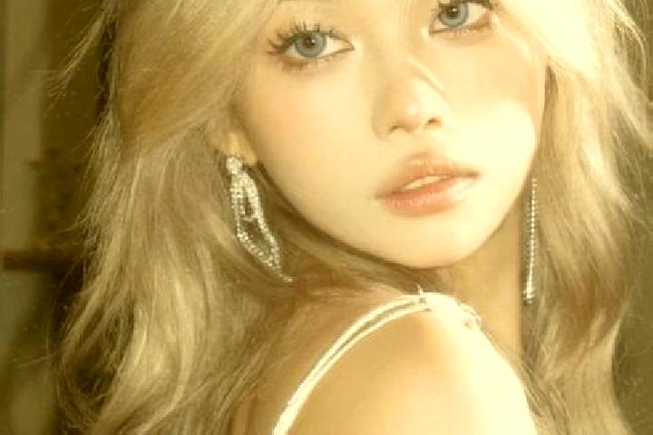 Lily, 22, a blonde brown-eyed asian companion based in Fleming Island. Offering Deep French Kissing, GFE, Travel Companion, Tantra. Available for incall and ...