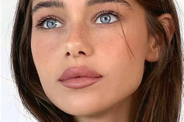 Lily, 22, a brunette brown-eyed caucasian companion based in Krzyki-Partynice. Offering Girlfriend Experience, Tantra, Overnight. Available for incall and ou...
